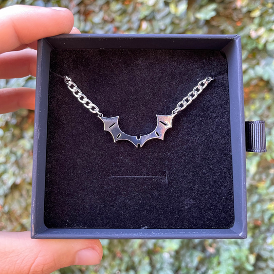 Collar Alas de Demonio